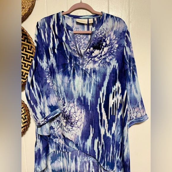 Chico's Woven Dreams Tulia V-neck Tunic Double Layer Asymmetrical Top Size 2 - Picture 2 of 5